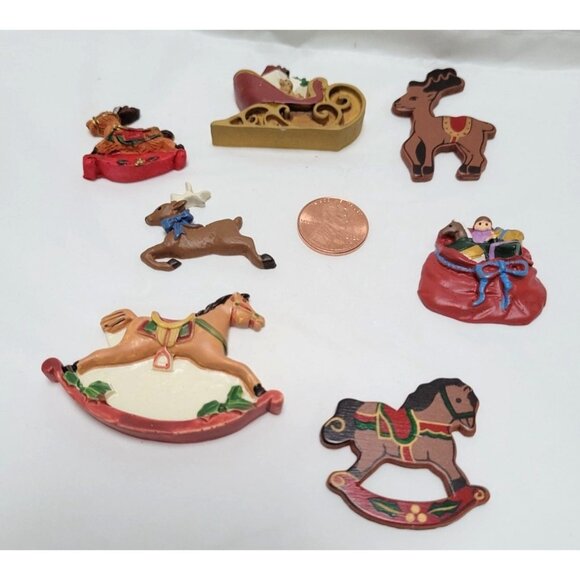 Vintage Lot of 36 Miniature Dollhouse Christmas Decor Figurines Ornaments Trees - Picture 5 of 5